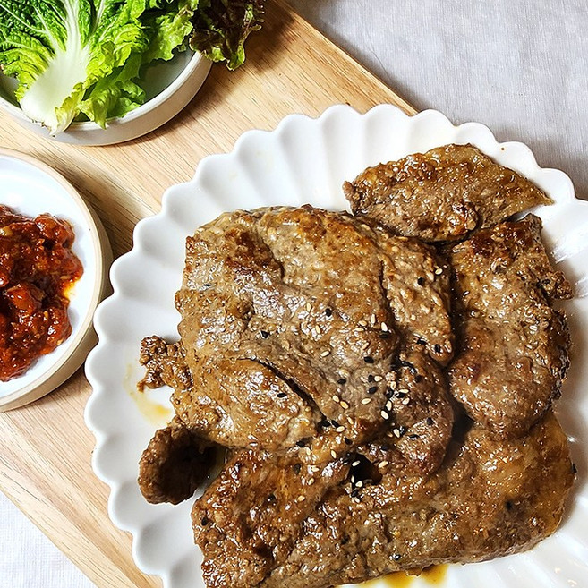 다둥이네 정육점 - 한돈 두툼 양념구이 600g 간장소스 불고기 국내산 앞다리살, 1개