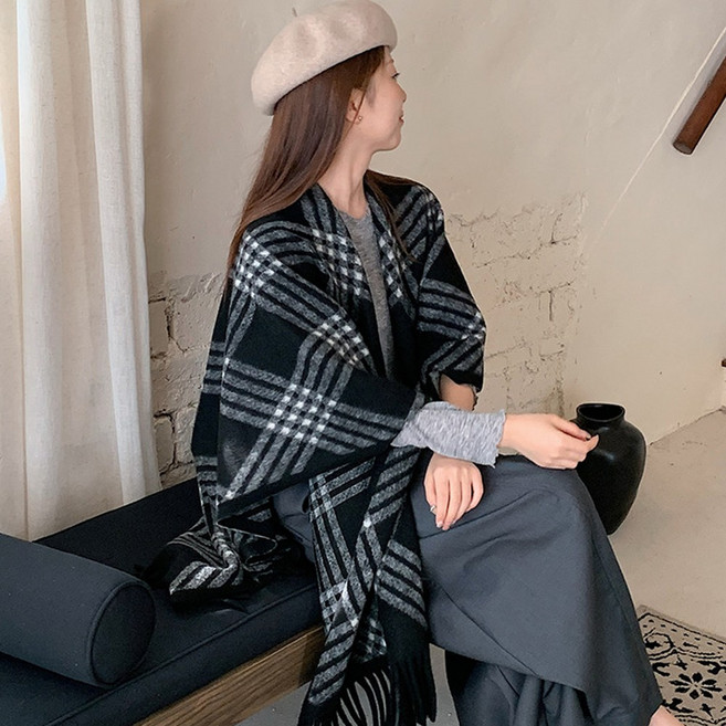 빅무드 프레임 체크 케이프 숄 가디건 여성 빅사이즈 어깨담요 망토