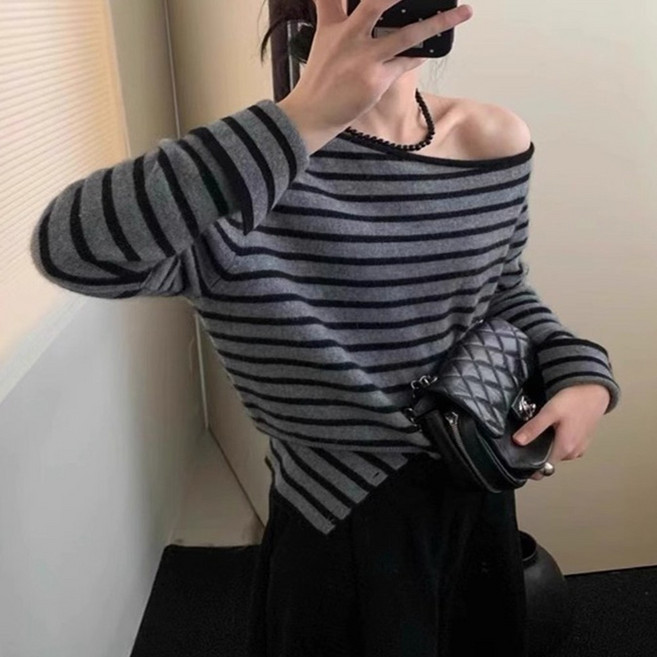 타니즈 스코렌 원오프숄더 단가라 무지 긴팔 니트