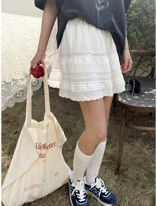 法式復古蕾絲高腰A字蓬蓬短裙女夏甜美鏤空鉤花少女感蛋糕裙