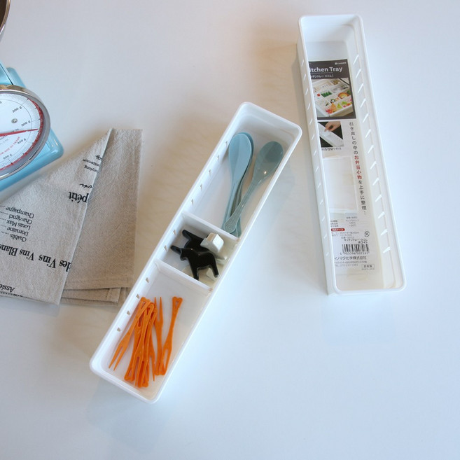 [윤자매네] 1+1 일본 이노마타 슬림 다용도 트레이 조리도구 커트러리 문구 정리 칸 조절 가능, 1개, 화이트