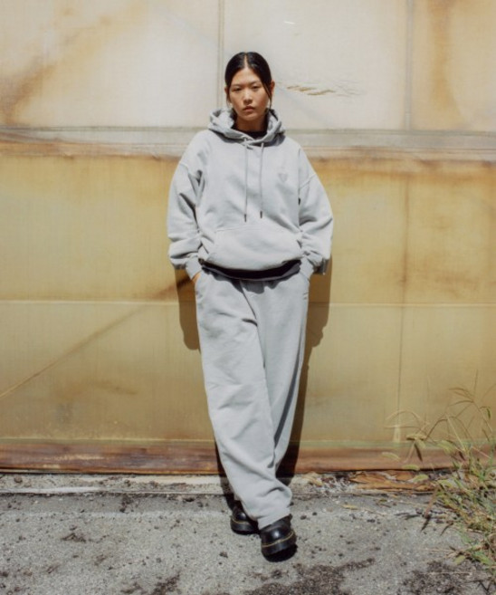 [Lee X Saytouché] 피그먼트 캔톤 그래픽 스웻 팬츠 그레이 LE2503PTA1GR 124417