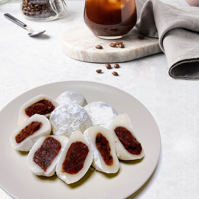 앙꼬품은 찹쌀모찌 쫀득한 찹쌀 안에 통팥앙금이 가득한 앙꼬품은 찹쌀모찌(540g = 90g * 6봉), 1개, 540g