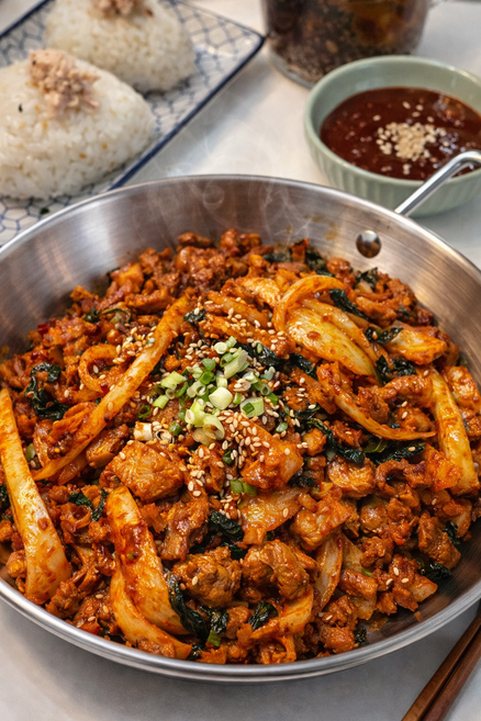 26년 전통 대박왕곱창 오돌뼈 양념볶음 350g 1인분 캠핑요리 술안주 맛집 혼술, 1개