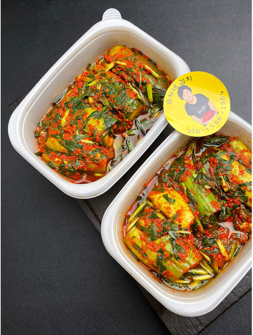 순자네김치 국내산 부추양념 서울식손맛 특 오이소박이 900그램 2개 (본죽통), 900g