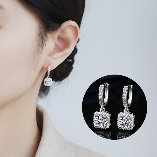 국제보석감정원] GRA인증 보증서 순은 S925 엑설런트 등급 1캐럿 5부 10부 6프롱 모이사나이트 랩 다이아 귀걸이 MSSE007