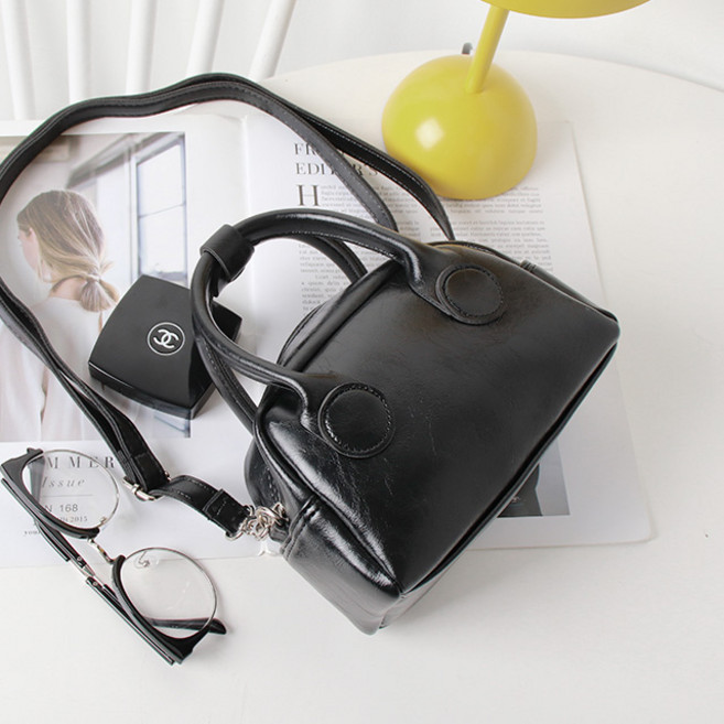 미니 크로스백 토트백 숄더백 보조가방 가벼운 수납 가방 백 여성 여자 직장인 데일리 폴링