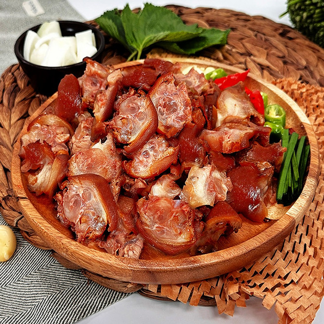 국내산 앞다리 오돌족발 오돌뼈 한방족발 6종소스증정, 오돌족발 900g, 1개, 900g