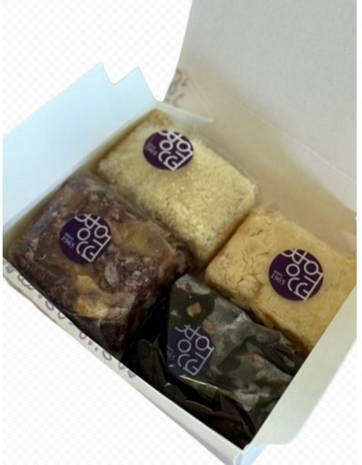 창억 따뜻한마음을전하는 답례떡 318g 국내산찹쌀 네가지떡을한번에즐길수있는구성, 2박스