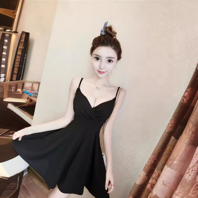 AWBH 低胸夜店吊帶裙, 黑色