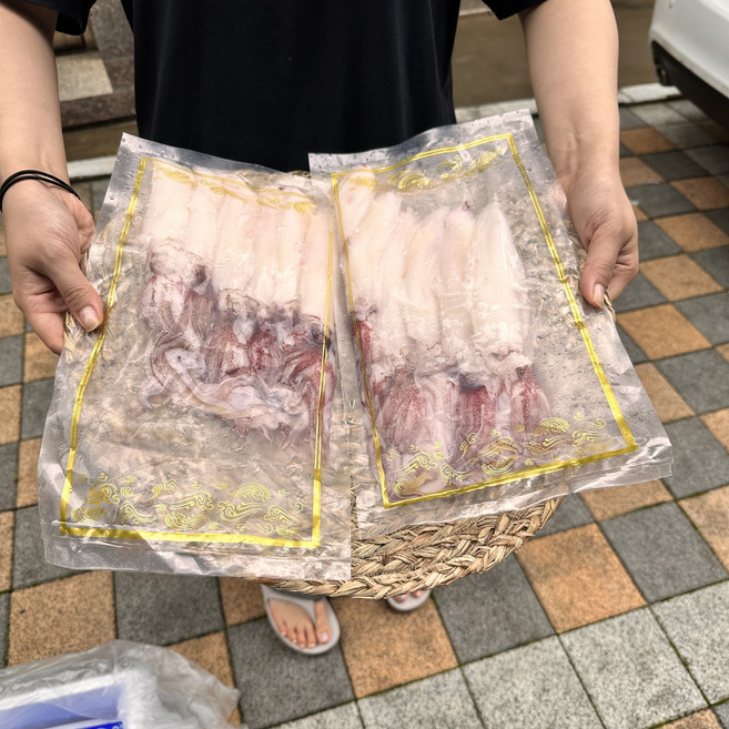 국내산 제주 손질 한치 500g 손질 급냉 한치회 물회 실중량 횟감 몸채 제주배, 1개, 푸르디 제주 손질 한치 1팩 500g