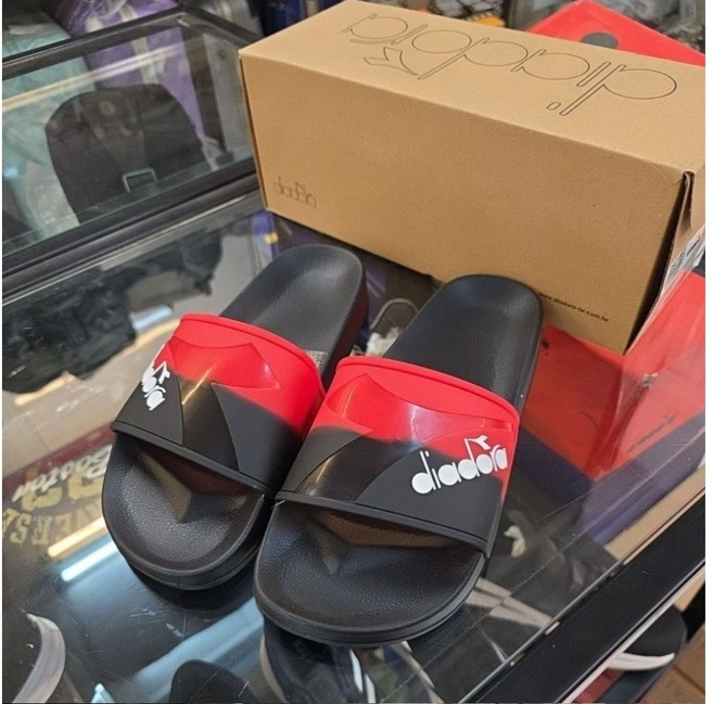Diadora 拖鞋, 黑紅, 25 cm