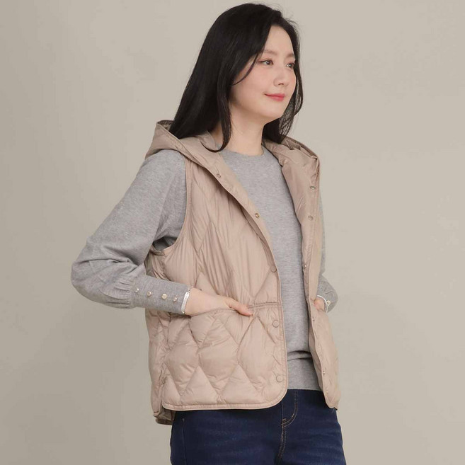애비뉴투지 엄마옷 오리털 후드 다이아 누빔 주머니 여성 봄 가을 겨울 퀼팅 경량 패딩 조끼 V11437