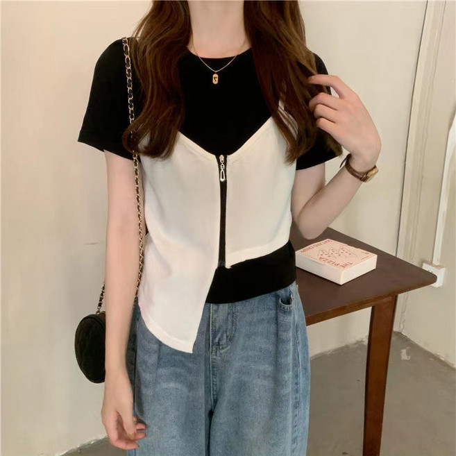 작은 군중 둥근 목 지퍼 짧은 스웨터 재킷 여성용 조수를 느끼는 가짜 투피스 콘돌 벨트 짧은 소매 여름 디자인