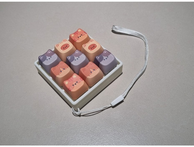 키캡키링 노랑 고양이 9구 키보드 키캡 클릭커 딸깍이 열쇠고리 스트레스 해소 청축 클리커 키링, 1개, 단일