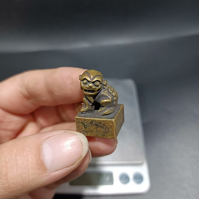 老銅印章 獅鈕印 復古銅器 手工鐫刻 印文流暢 可正常使用, 如圖所示, 1個