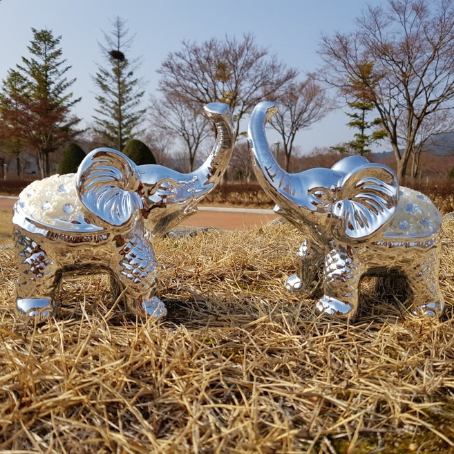 이현아트 풍수인테리어 소품 은색진주코끼리장식 코끼리세가족