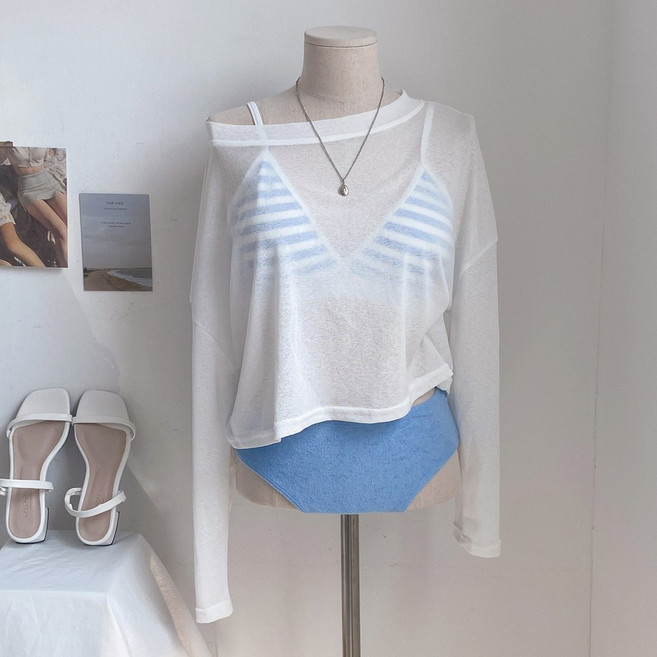 햅번홀리데이 살안타템 라운드넥 커버업 티셔츠