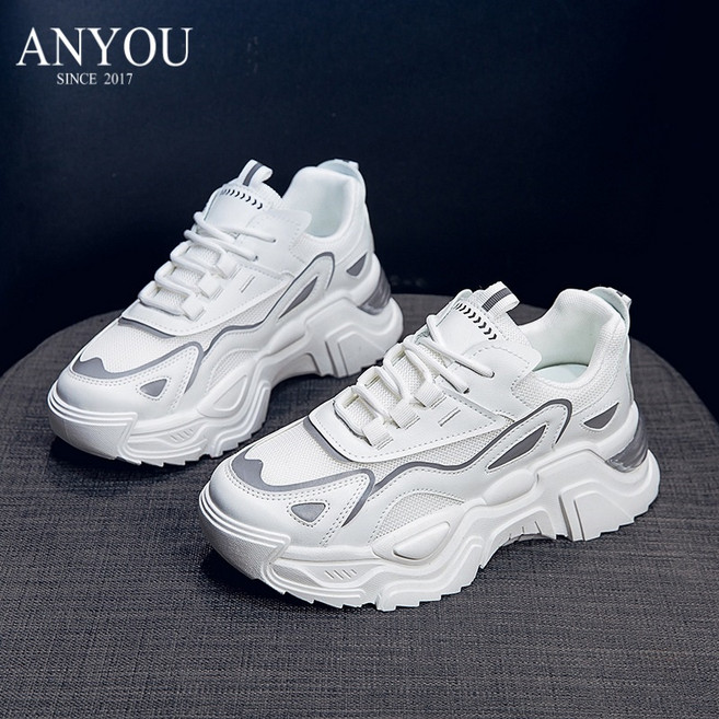 여성 가벼운 키높이 메쉬 스니커즈 라이트톤 데일리 캐주얼 운동화 반사