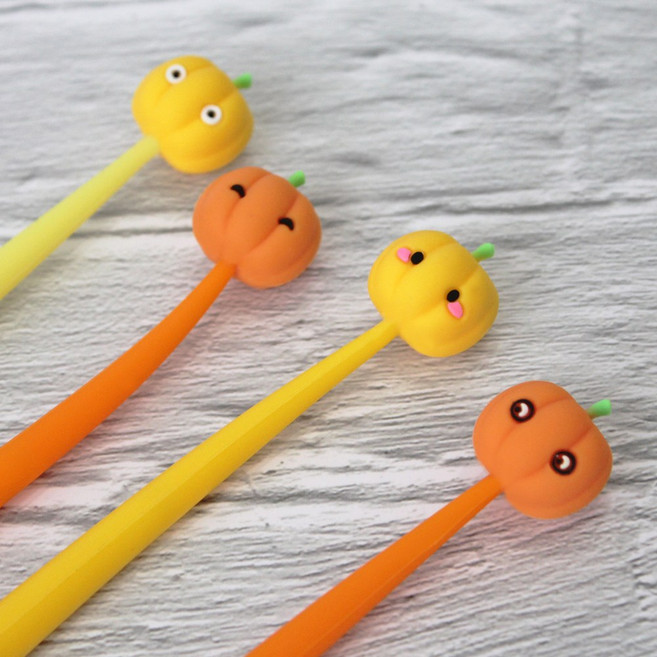 호박볼펜 예쁜 귀여운 볼펜 학생들이 좋아하는 선물 판촉 홍보문구 UV인쇄, 1개, 노랑_부끄