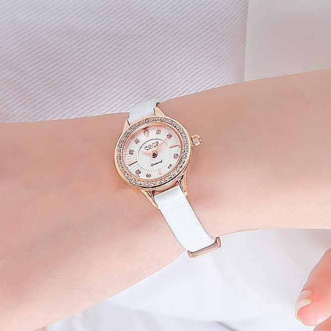 포체레이디 여성용 다이아몬드 가죽 손목시계 FM1928L