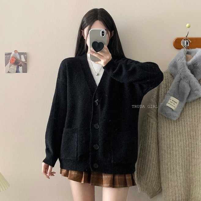 《杜達女孩》氣質感羊絨包心紗雙口袋針織外套 中長版秋冬女外套