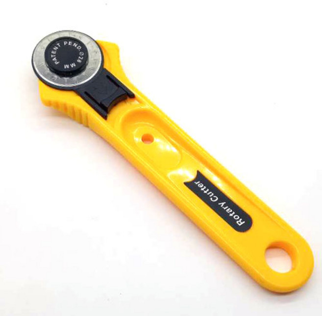 갈색가죽 로터리 커터 칼 가죽공예 28미리, 1개