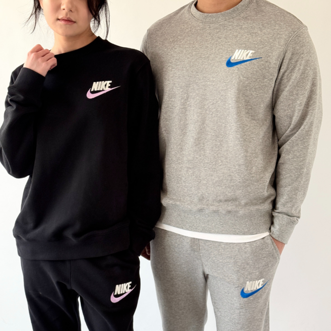 나이키 맨투맨 플리스 풀오버 티셔츠 남녀공용 + 록브라이트 양말