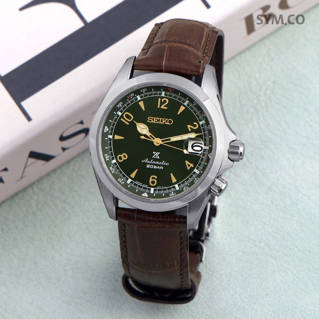 세이코 브라운 방수 가죽 시계 SPB121J1