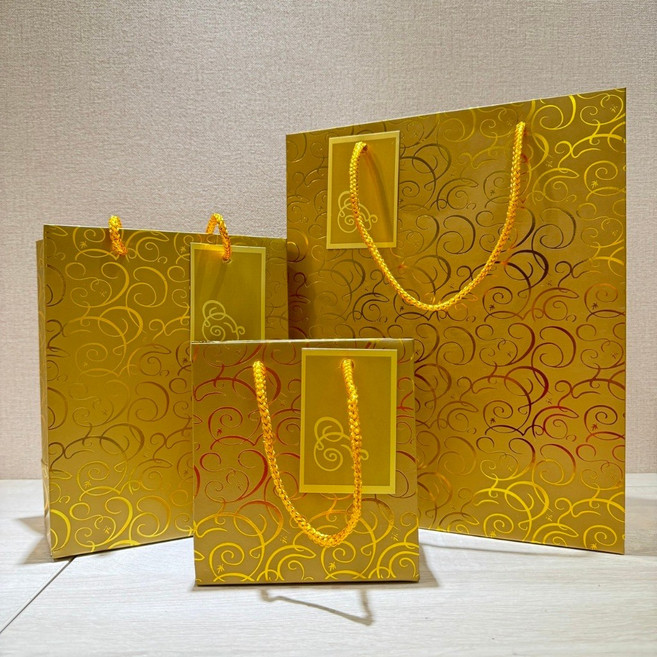 手提紙袋 禮品袋 壓花紋 覆膜紙袋, 金色,M號 高32x寬26x側12cm, 1個