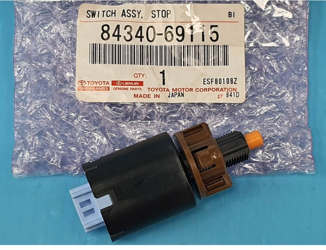 84340-69115 煞車開關 5P 適用於 豐田 Altis/Wish/Camry/Vios/Yaris