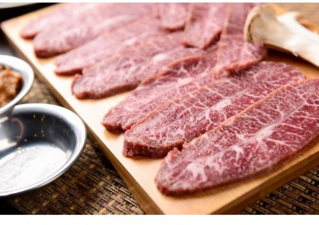 [안동청년]1등급 한우 부채살 200g 400g 국내산 구이용, 1등급 한우 부채살 400g, 1개