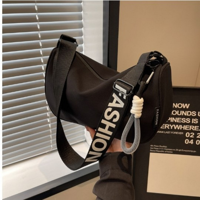 지웅마켓 캐주얼 크로스백 학생가방