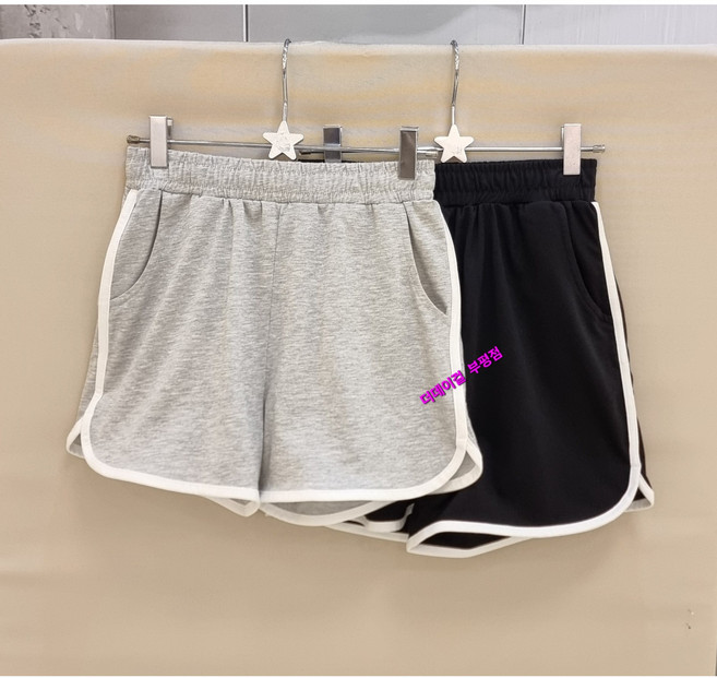 더데이걸 부평점 '26 NEW 트랙라인으로 산뜻하고 깔끔한 디테일의 여름 인기템~!가볍고 시원하게 데일리로 입기좋은 여아 돌핀 숏 팬츠