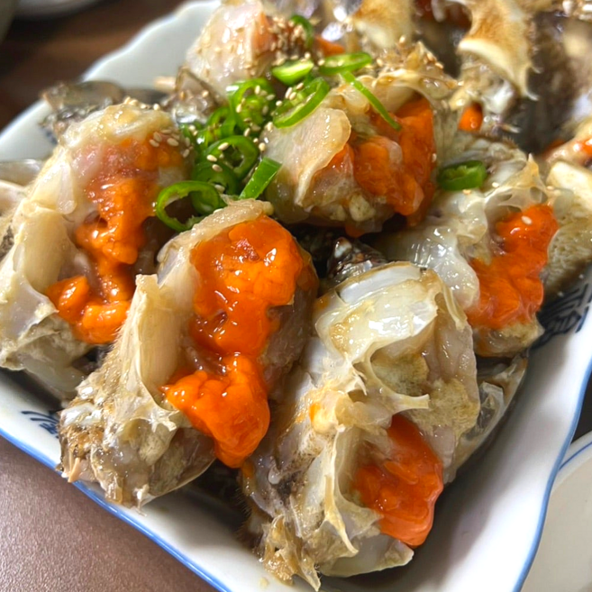 [빅피쉬마켓] 수율 100% 보장 하프컷 절단 간장게장 알배기 암꽃게장, 1개, 1kg