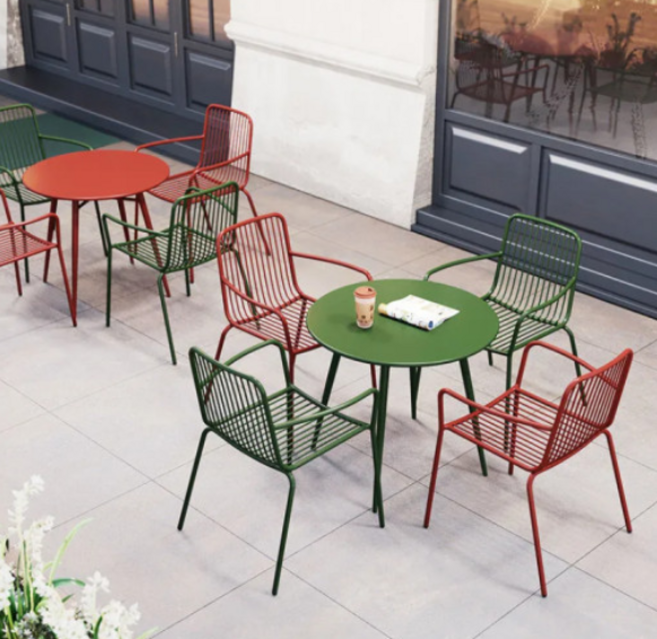 야외 아파트 단지 공원 펜션 정원 철제 테이블세트, 버건디의자1개