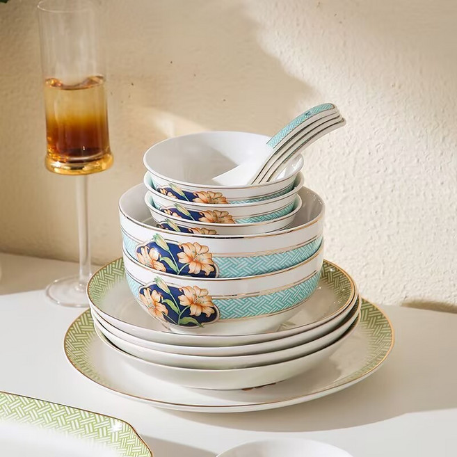 日式青花瓷碗盤餐具套裝，高顔值，家用整套餐具，陶瓷餐具，碗盤禮盒, 1個, 共賞花開4.5寸碗一個