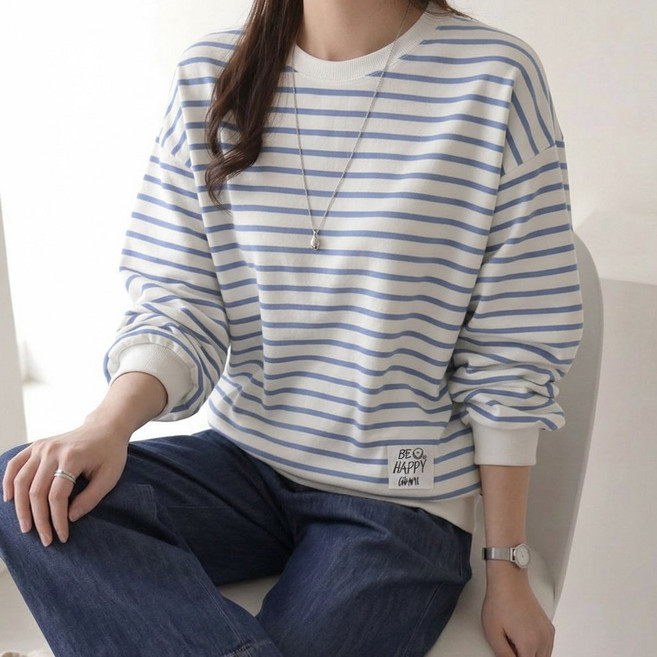 데일리앤 마이스 봄 가을 여성 루즈핏 라벨 패치 긴팔 스트라이프 맨투맨 티셔츠