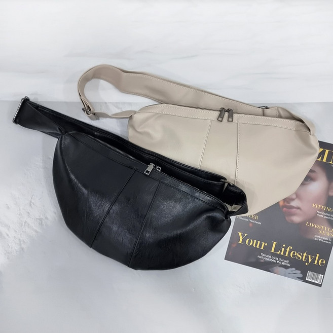남여공용 가죽 반달 크로와상 공항 여행 여권 크로스백 숄더백 슬링백 가방