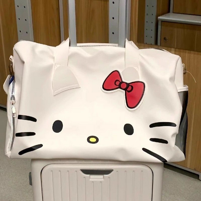 Hello Kitty 헬로키티 대용량 도트 방수백 수화물 스포츠 다용도 캐리어 보조가방