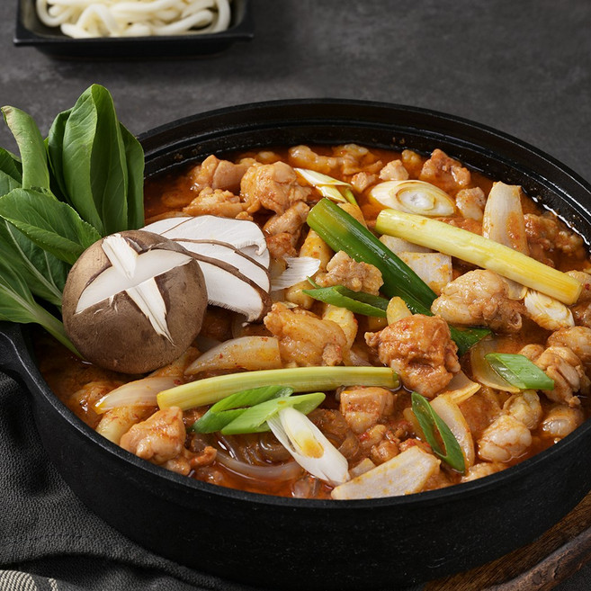 [캠핑밥상] 한우 곱도리탕 / 소곱창닭도리탕 / 매콤 칼칼한 맛 / 냄새걱정 노노 !!! / 밀키트 / 캠핑요리 / 3인분 / 초간단 20분 완성 요리 / 집들이 / 술안주, 1개, 1.13kg