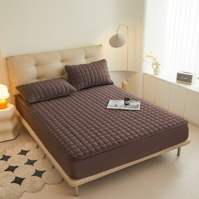 고급 방수 매트리스 커버 방진 통기 미끄럼 방지 기계 세탁 가능 싱글/슈퍼 싱글/더블/퀸/킹 침대(베개 제외)