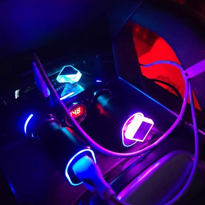 차량용 무드등 C타입 LED 풋등 엠비언트라이트 자동차 실내 조명 튜닝 실내등, 1개, 삼각형