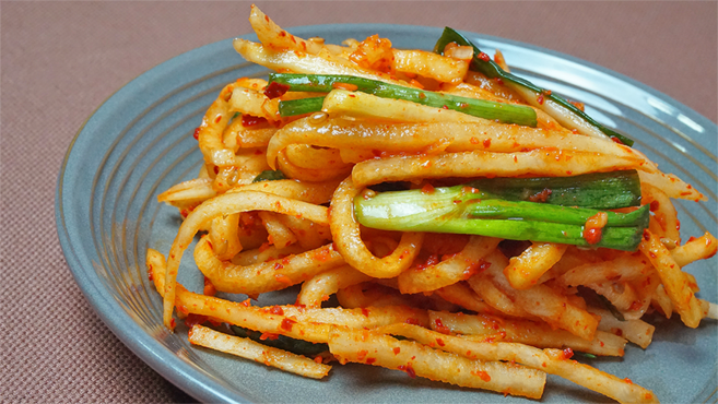 요리선생님이 매일 직접 만드는 정성가득한 수제반찬 무말랭이무침 200g, 1개