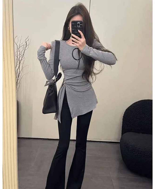 봄 가을 여자 라운드넥 롱 티셔츠 여성용 슬림핏 언밸런스 티셔츠 패션 트임 긴팔 상의 LCL