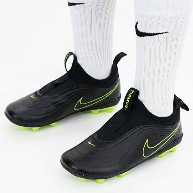 나이키 어린이 FG/MG 로우탑 레이스리스 축구화 취미용 입문용 연습용 축구신발 키즈 축구화