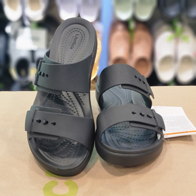 크록스 [2001아울렛중계점] 우먼 브루클린 버클 로우 슬라이드 211215-001