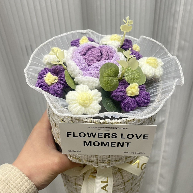 針織成品毛線花束 手工編織仿真花 生日禮物, 1個, 小香風多巴安紫玫瑰花束+禮袋+賀卡成品發貨