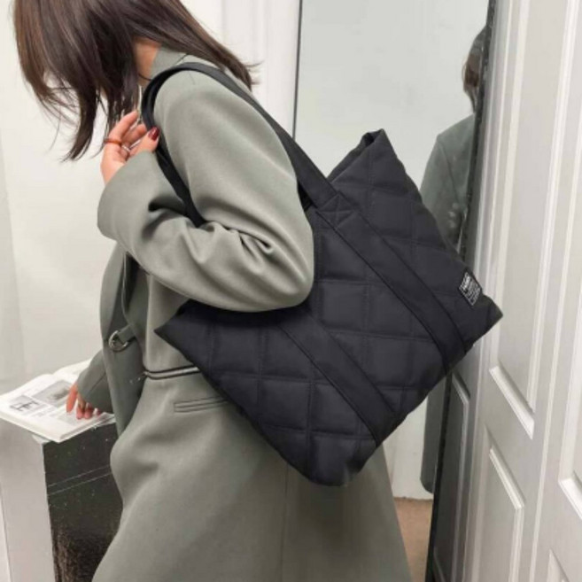 퀼팅 경량 쇼퍼백 패딩백 숄더백 에코백 데일리 가방