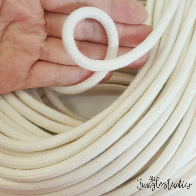 [정글스튜디오] [8mm] 고급스트링 코마얀 우동끈 아이보리 브레이드실/ 마크라메 실 재료, 1개